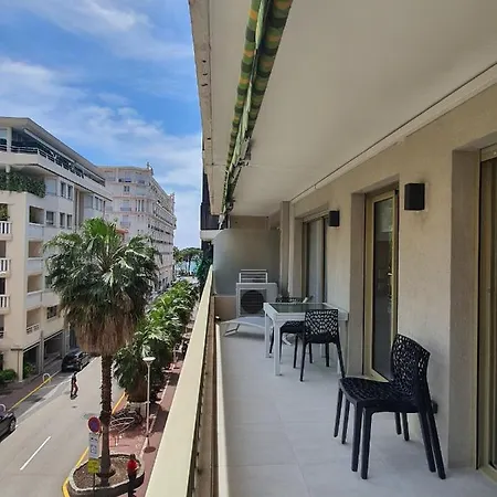 Branly 4, By Welcome To *